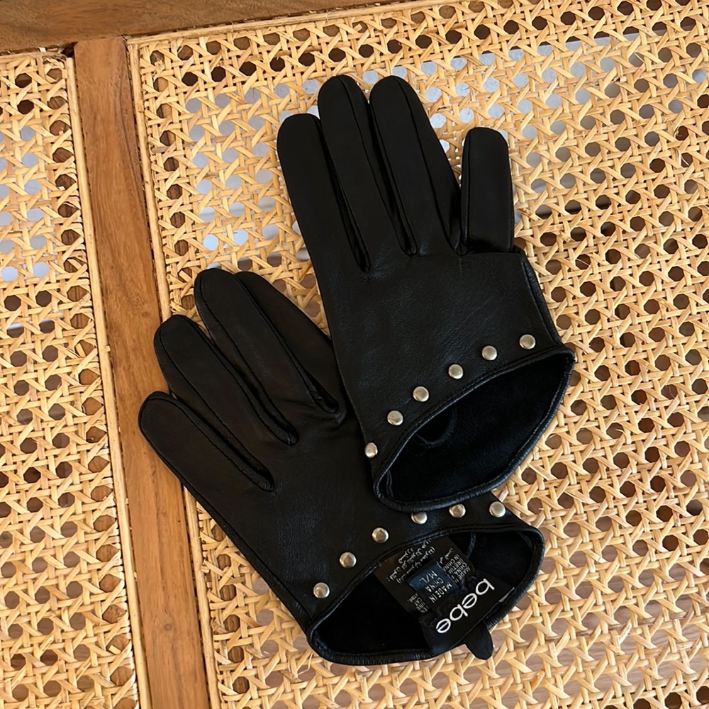 Bebe 100% Goat skin, black color, M/L.